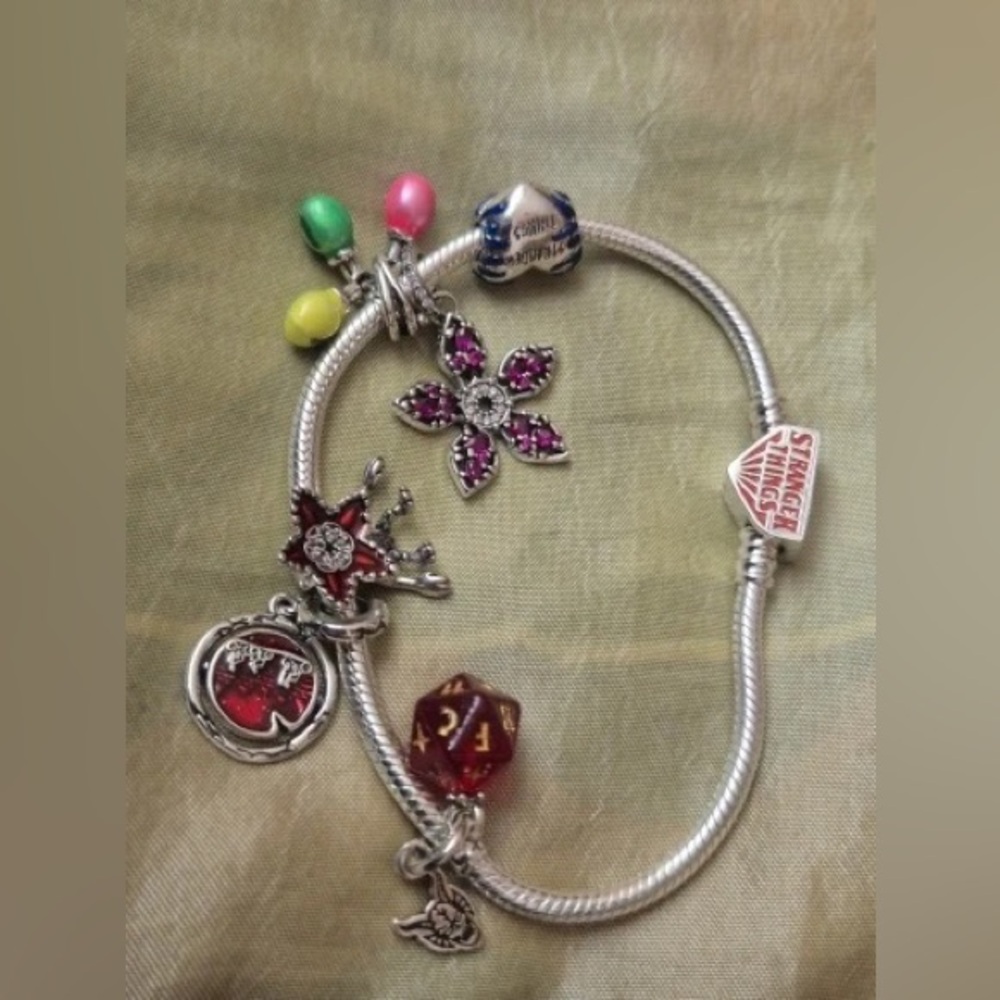 Stranger Things Horror 1pcs Charm Sterling Silver D&D Netflix Pandora Logo